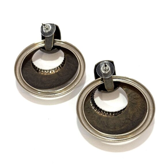 Vintage Green & Silver Tone Circular Dangle Earrings With Ornate Detailing - Picture 3 of 3